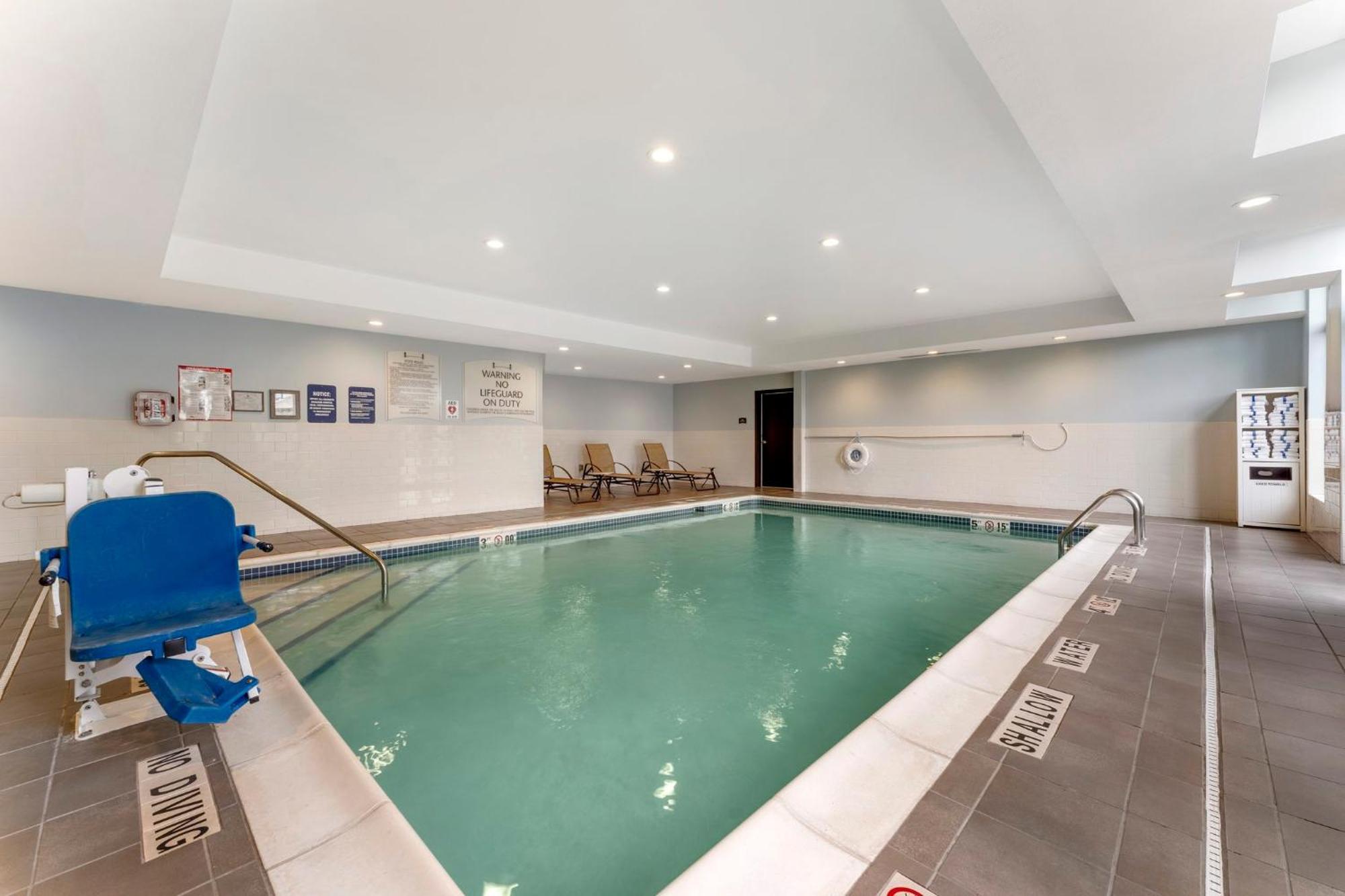 Staybridge Suites - Pittsburgh-Cranberry Township By Ihg Warrendale Kültér fotó